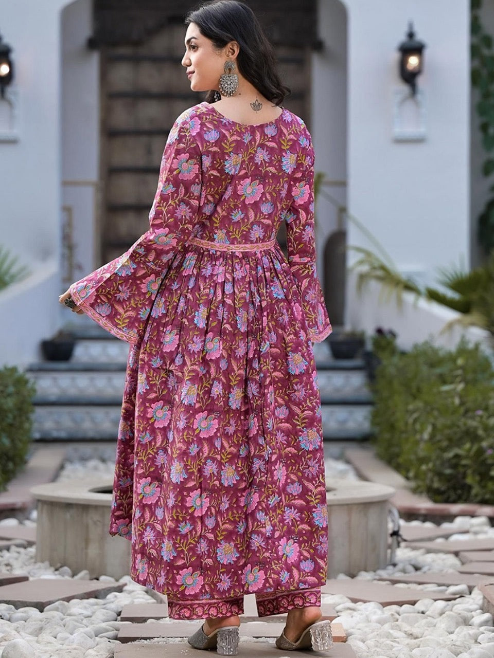 Floral Printed Regular Pure Cotton Kurta with Trousers & With Dupatta